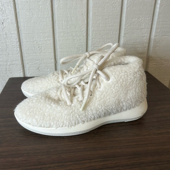 Allbirds Wool Runner Up Fluffs Sneakers, size 8. - Picture 4 of 8